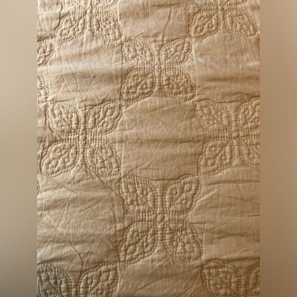 Queen size Quilt - Picture 2 of 4